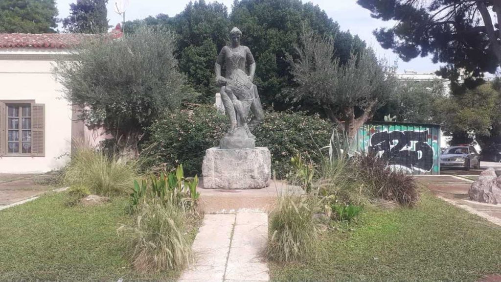 Ηρώο Ναυπλίου, Μνημείο Πεσόντων