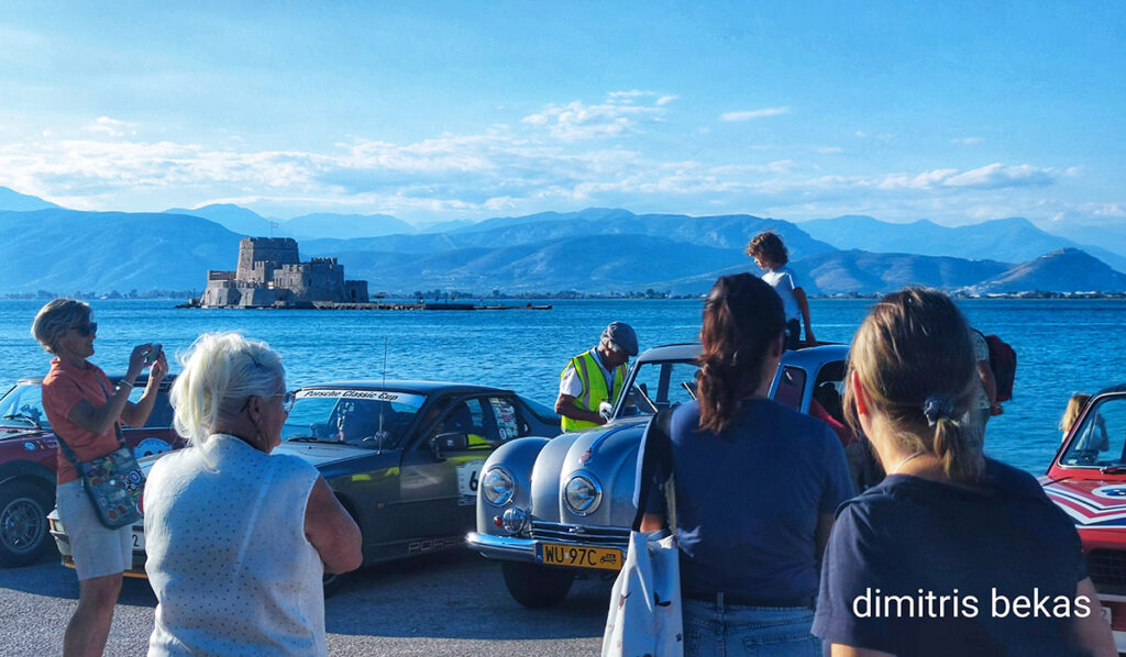 Ιστορικά αυτοκίνητα στο λιμάνι του Ναυπλίου