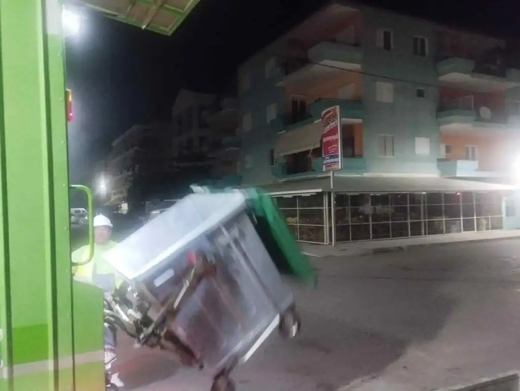 Καθαρισμοί κάδων απορριμμάτων