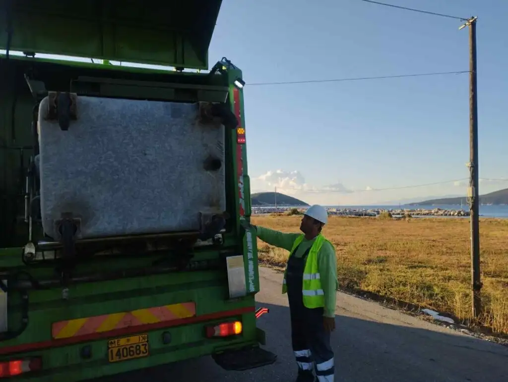 Καθαρισμοί κάδων απορριμμάτων
