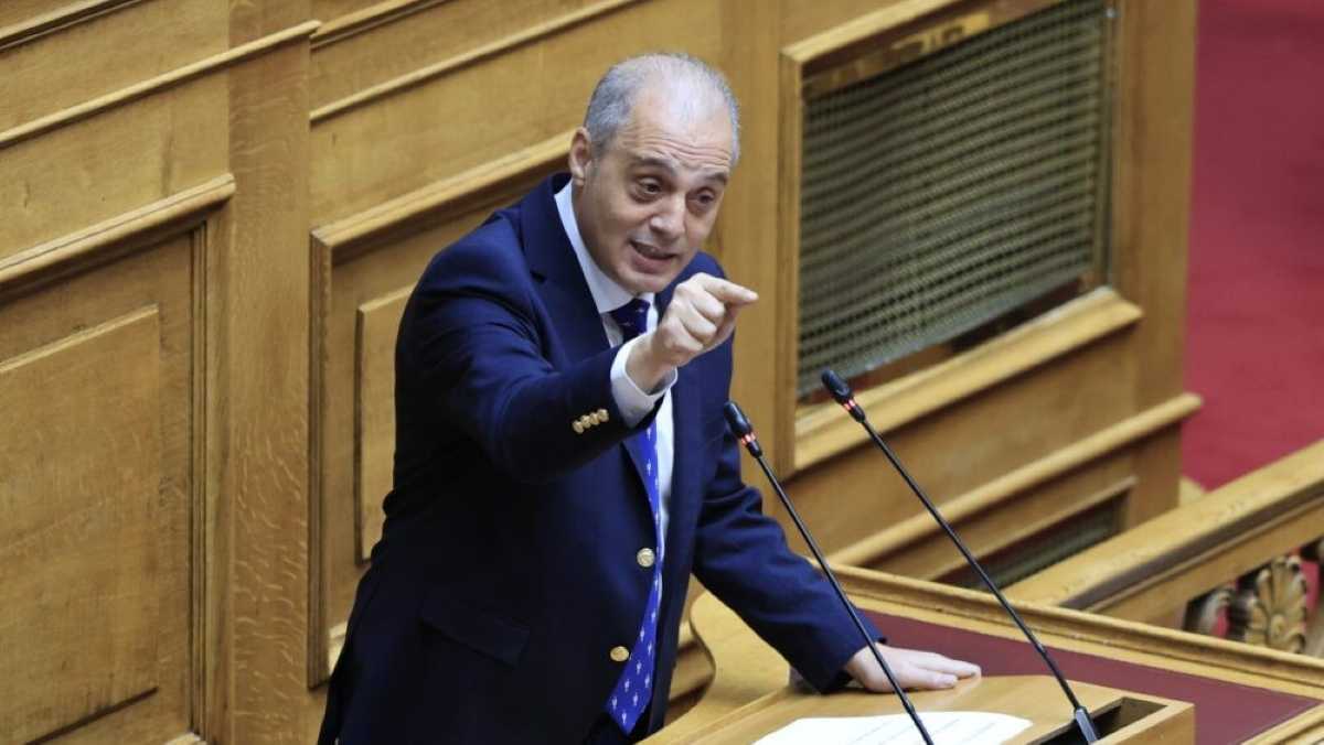 Αθλιότητες Βελόπουλου κατά Καιρίδη: «Ήξερα ότι κακιά είσαι… κακός είσαι, κακιά άποψη»