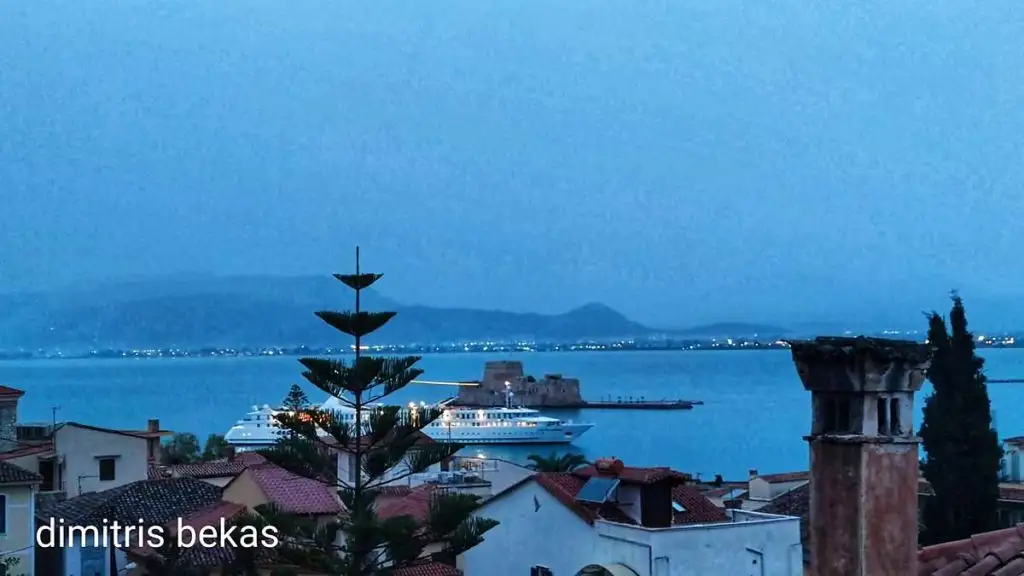 la belle de l' adriatique στο Λιμάνι του Ναυπλίου
