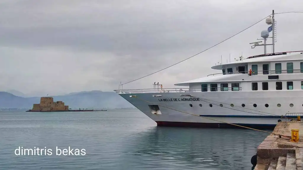 la belle de l' adriatique στο Λιμάνι του Ναυπλίου