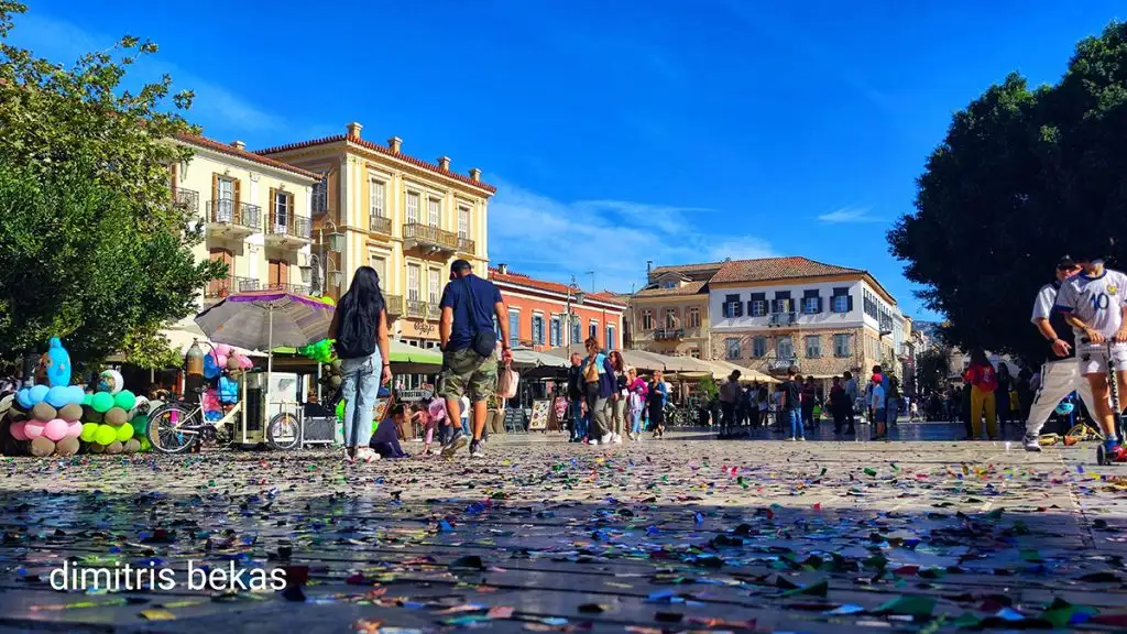 Κόσμος στο Ναύπλιο τουρισμός