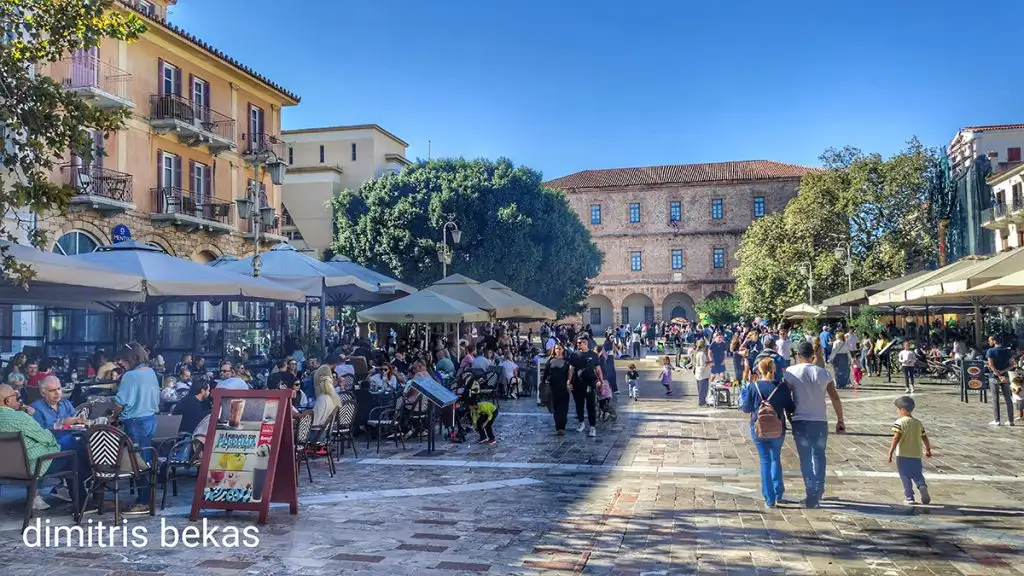 Κόσμος στο Ναύπλιο τουρισμός