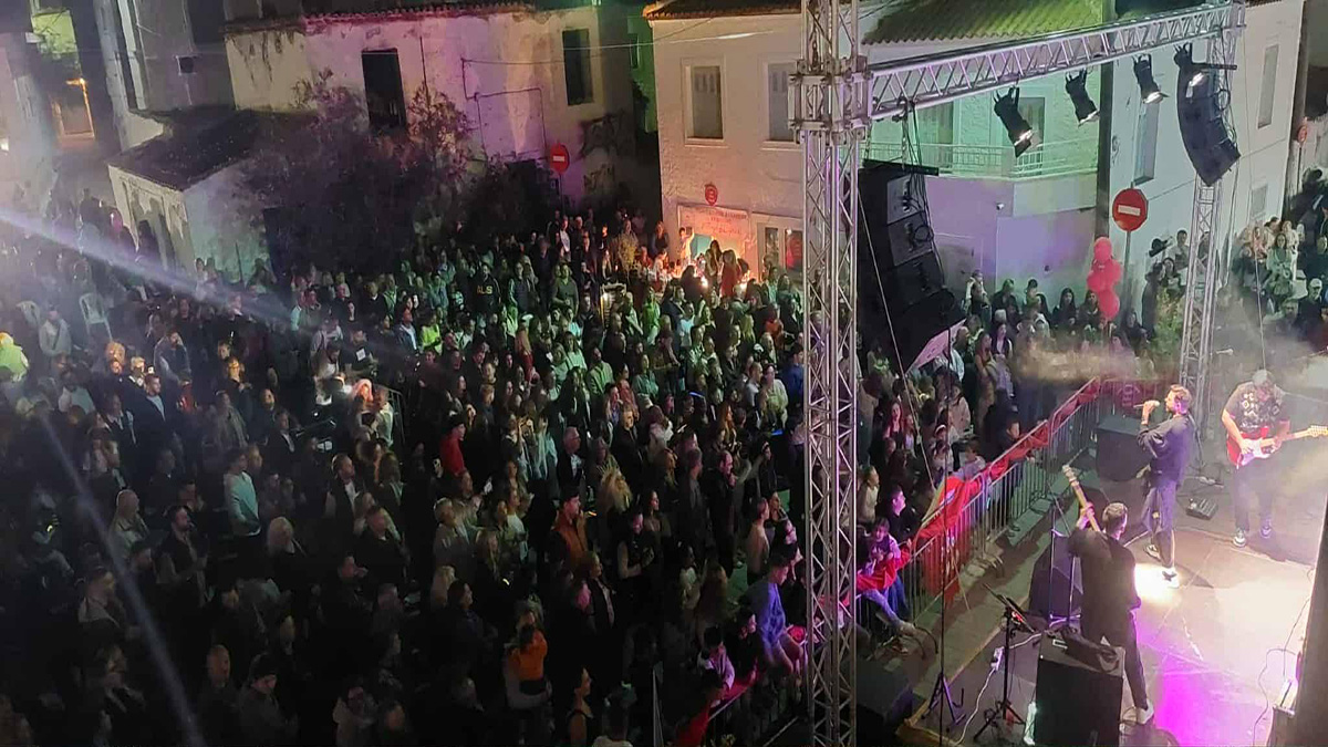 Ερμιόνη: Οι Alcatrash απογείωσαν τη 14η Γιορτή Ροδιού