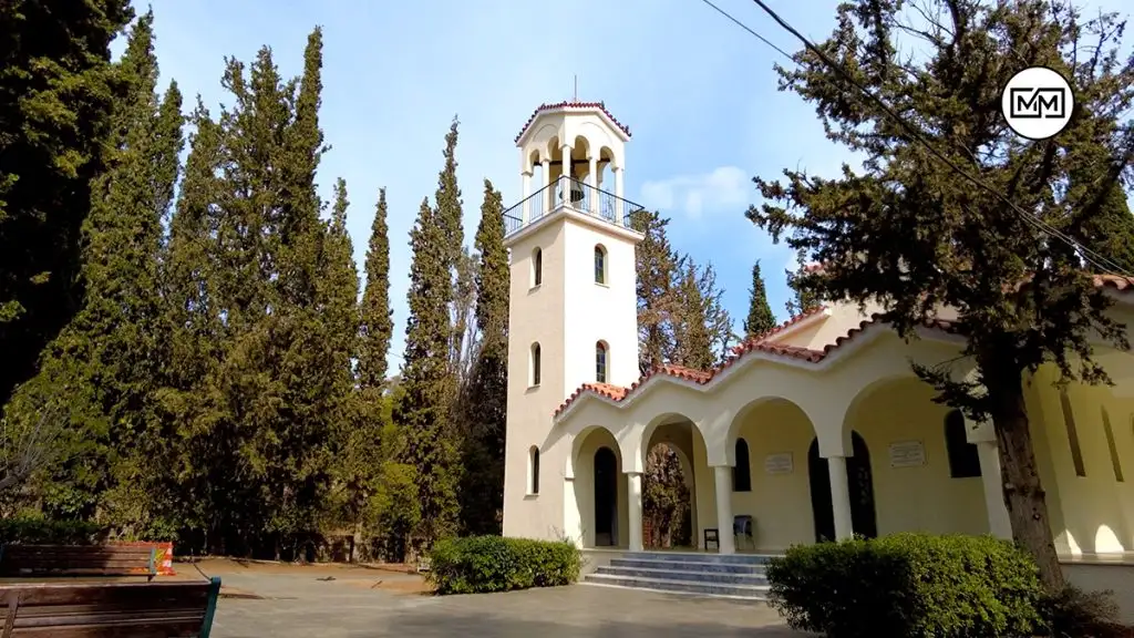 Υπολοχαγός Νατάσσα - Η εκκλησία στην Αττική όπου γυρίστηκε η διάσημη σκηνή με τα πολυβόλα