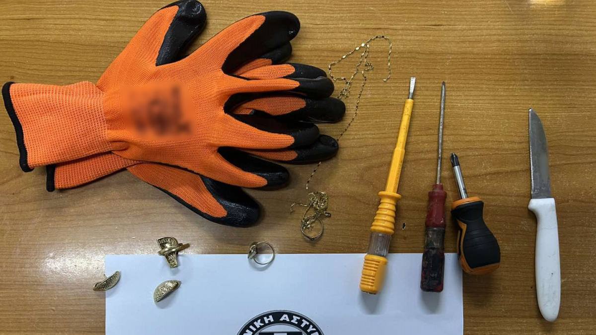 Χειροπέδες σε 3 άνδρες για κλοπή στη Μεσσήνη – Στο αυτοκίνητο τα κλοπιμαία και μαχαίρι