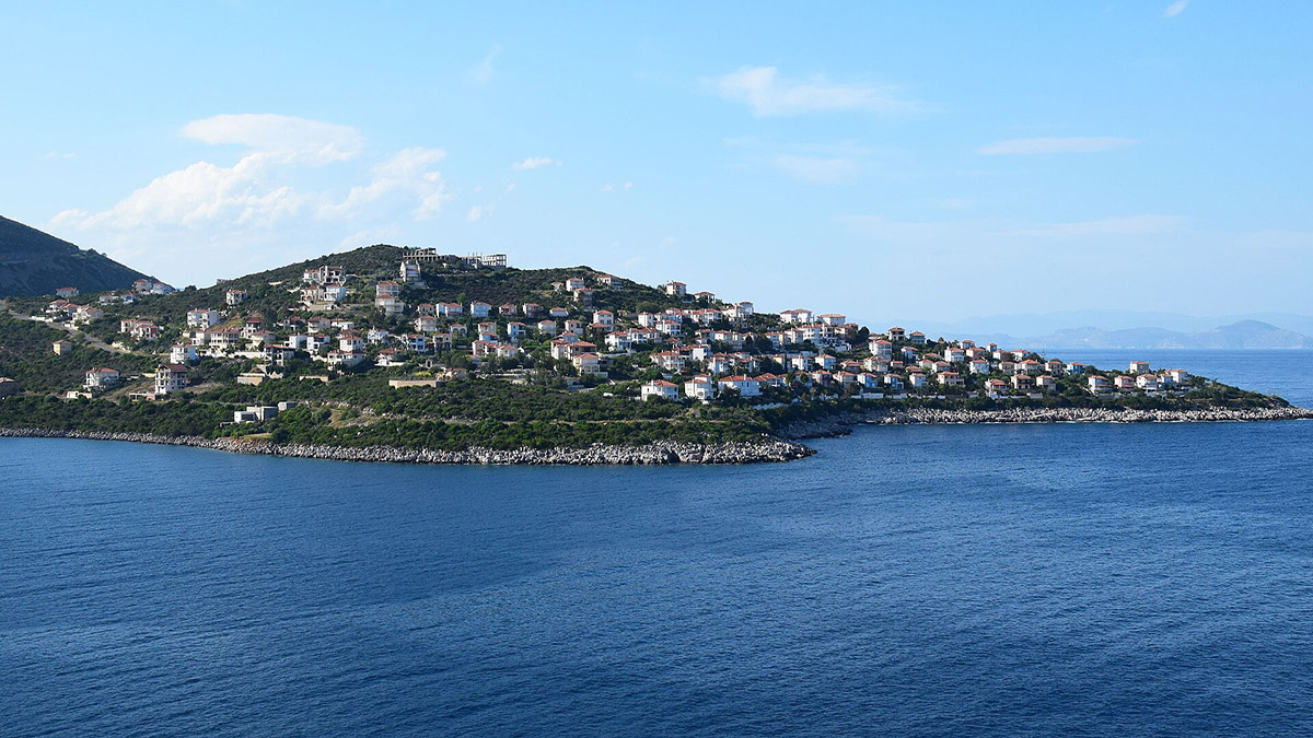 Αρκαδικό Χωριό: Η πράσινη χερσόνησος της Κυνουρίας που έγινε οικισμός ομογενών