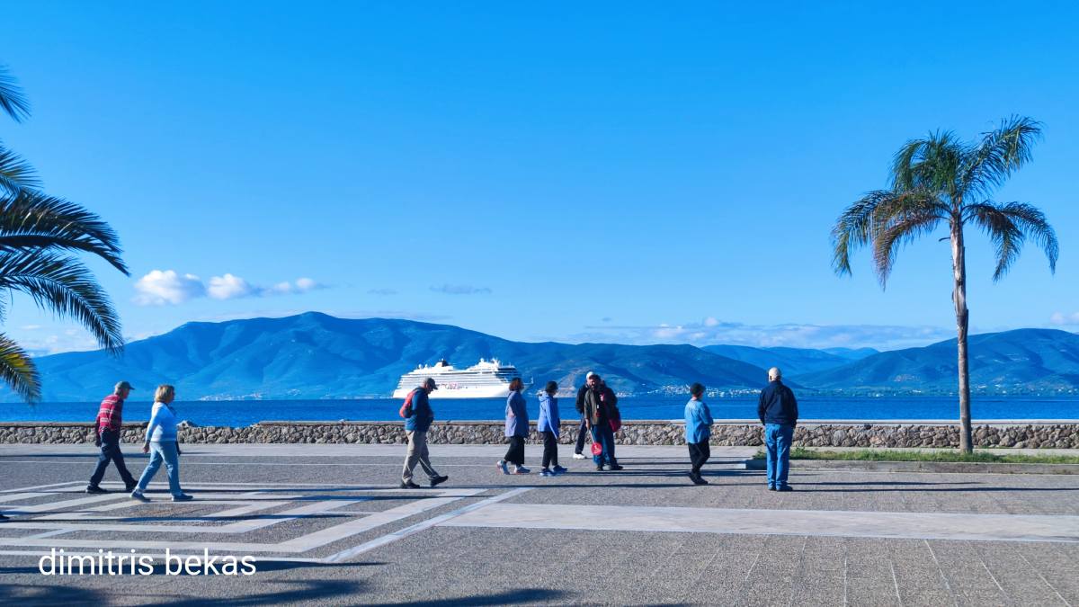 Το “Viking Vela” στο Ναύπλιο – 971 ταξιδιώτες ανακάλυψαν τη μαγεία της πόλης
