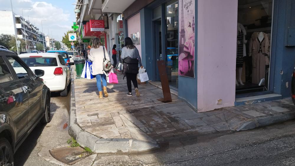 Υποτονική Black Friday σε Ναύπλιο και Άργος