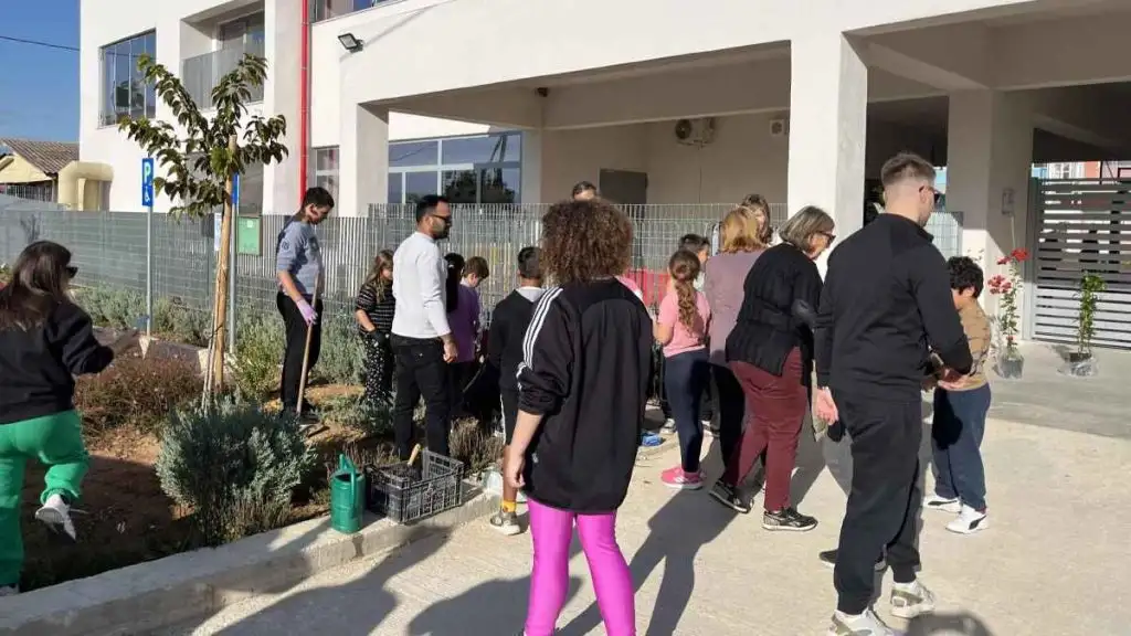 Δημοτικό Αγίας Τριάδας