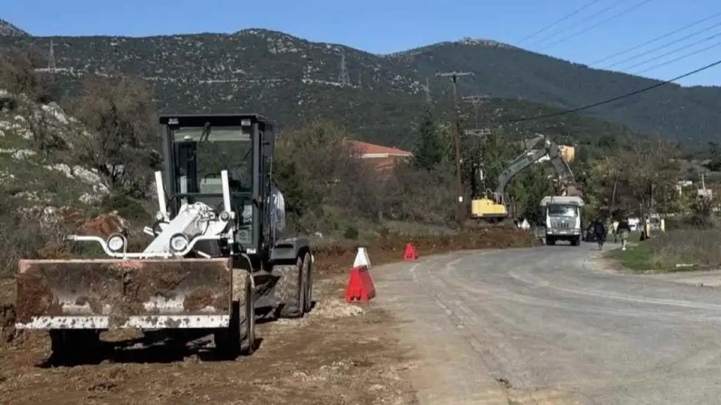 Δρόμος που οδηγεί προς το Πανεπιστήμιο
