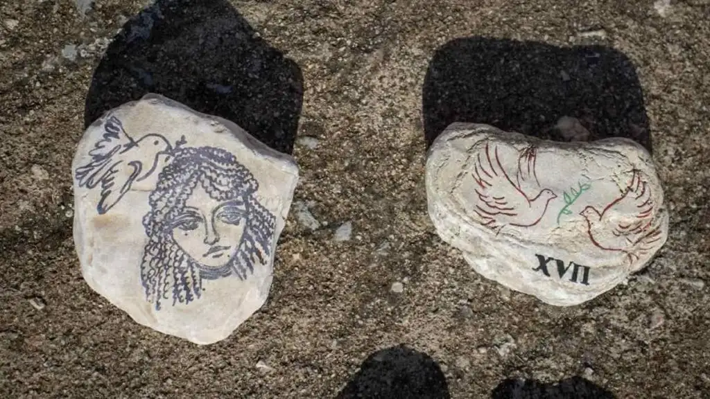 Ζωγραφική σε βότσαλα από το Καλλιτεχνικό Σχολείο Αργολίδας