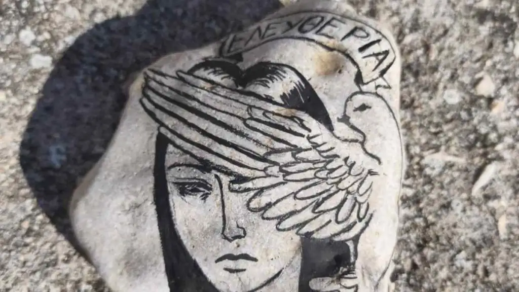 Ζωγραφική σε βότσαλα από το Καλλιτεχνικό Σχολείο Αργολίδας