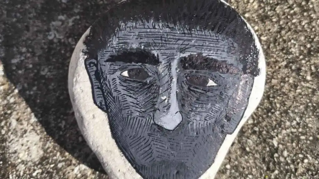 Ζωγραφική σε βότσαλα από το Καλλιτεχνικό Σχολείο Αργολίδας