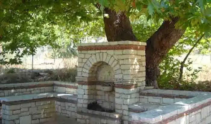 Κορομηλιά Μεσσήνης: Το χωριό που ξαναγεννιέται μέσα από τους ανθρώπους του