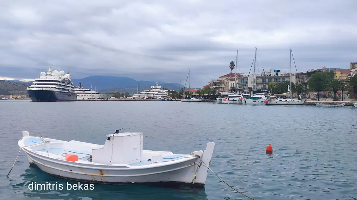 Το Ναύπλιο αγκαλιάζει την κρουαζιέρα με φθινοπωρινή αύρα (Εικόνες)