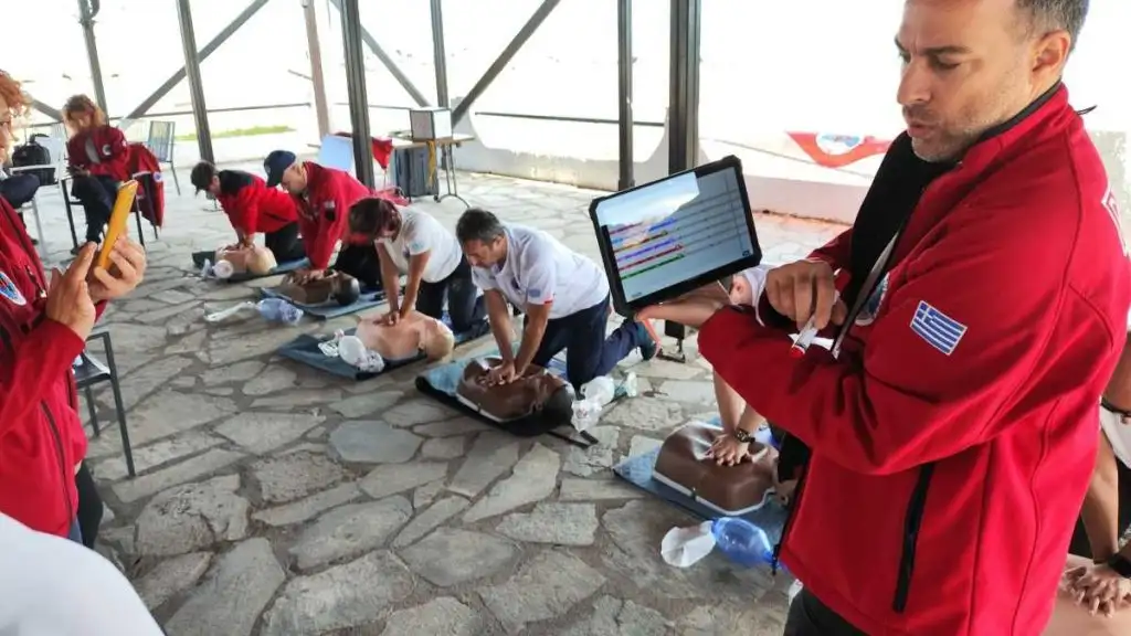 Νατάσα Μαρλαγκούτσου, Ελληνική Ομάδα Διάσωσης