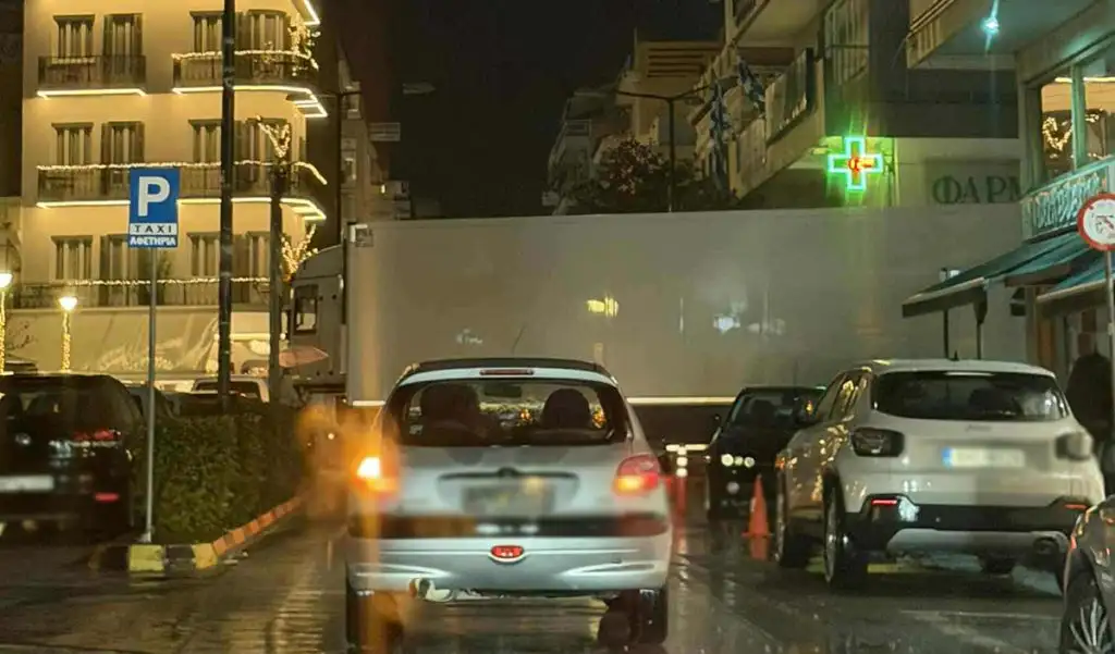 Νταλίκα κόλλησε στο Κέντρο του Άργους