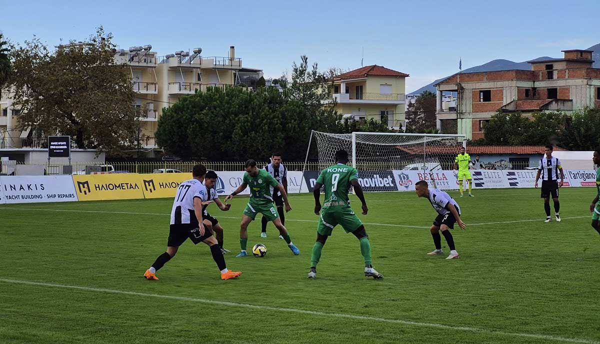 Καλαμάτα – Παναργειακός: Καταιγιστική η «Μαύρη Θύελλα» απέναντι στους «Λύκους»