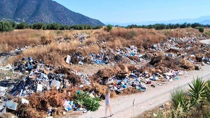 Εικόνες ντροπής στον Τάνο: Χιλιάδες τόνοι σκουπιδιών απειλούν τον Αργολικό κόλπο