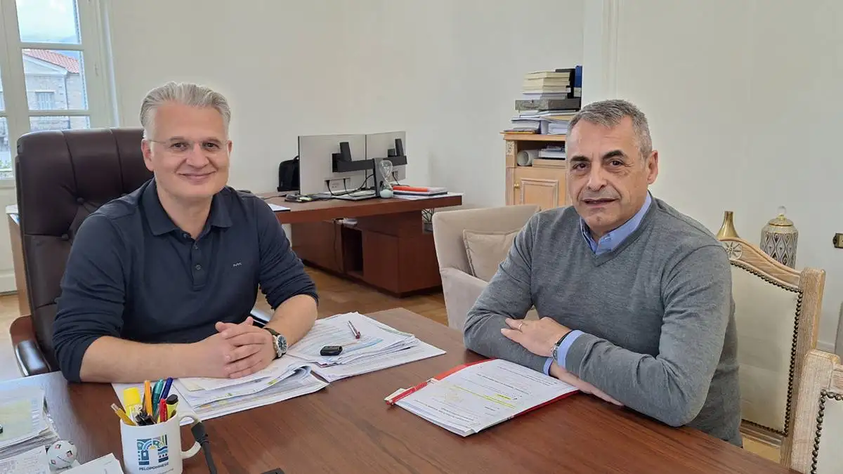 Η κοινή στρατηγική για παρεμβάσεις που αναβαθμίζουν τον Δήμο στο επίκεντρο της συνάντησης του Περιφερειάρχη Δημήτρη Πτωχού με τον Δήμαρχο Τρίπολης Κώστα Τζιούμη