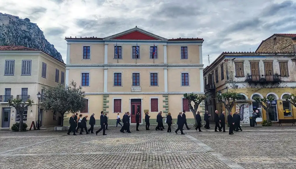 Χορωδίες στην παλιά πόλη του Ναυπλίου