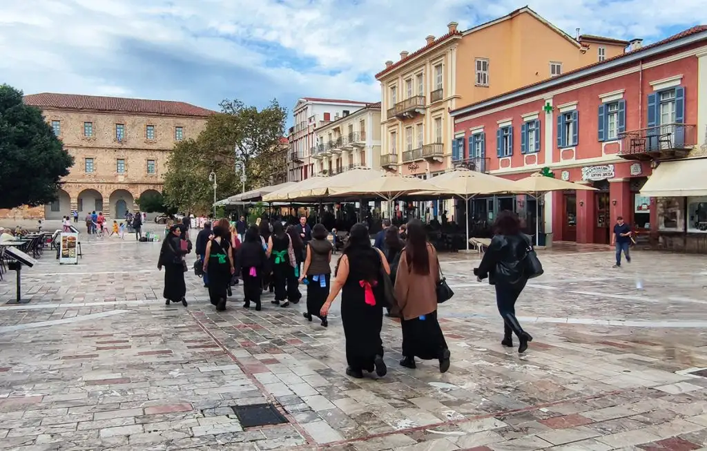 Χορωδίες στην παλιά πόλη του Ναυπλίου