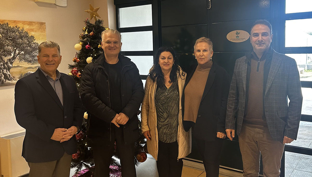 Χριστουγεννιάτικες ευχές και χαμόγελα για τον Πτωχό στην Καλαμάτα