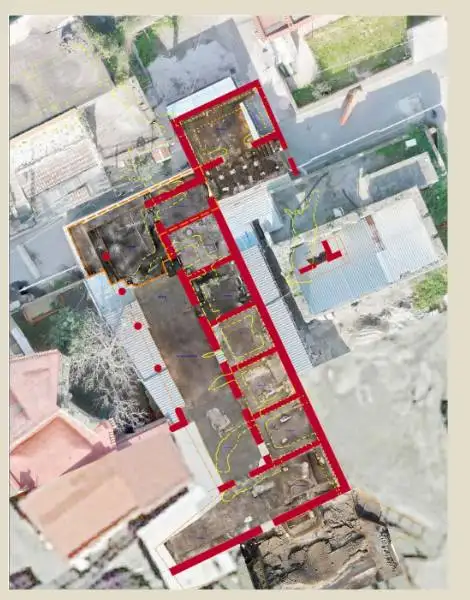 pompei. lavori di completamento dello scavo del quartiere di servizio della villa imperiali in localita civita giuliana 8.pdf