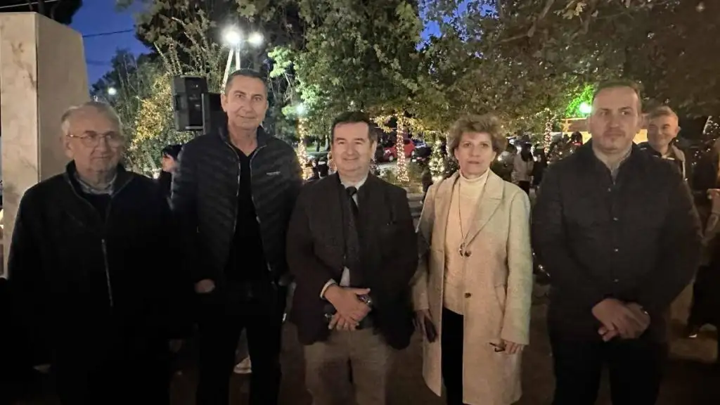 άναμμα δέντρου Κεφαλάρι