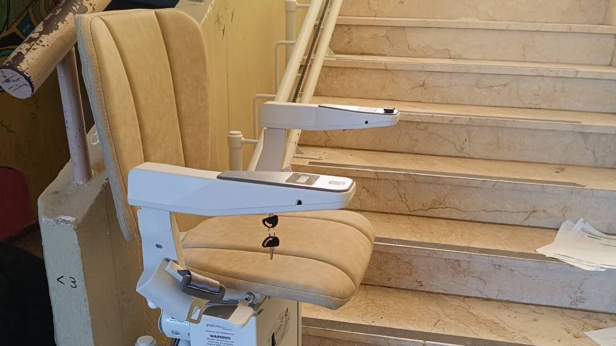 Αναβατόριο στο Γυμνάσιο Νέας Κίου: Ένα σχολείο χωρίς εμπόδια