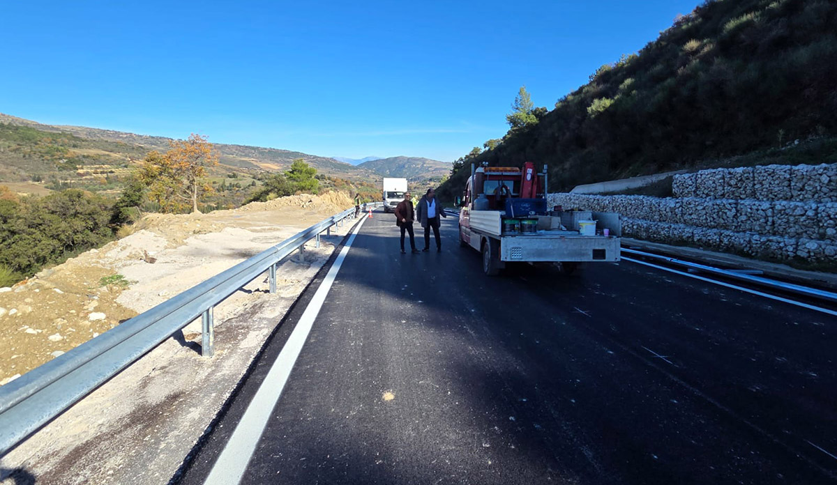 Στην κυκλοφορία ο δρόμος προς Τρίκαλα Κορινθίας και Χιονοδρομικό Ζήρειας