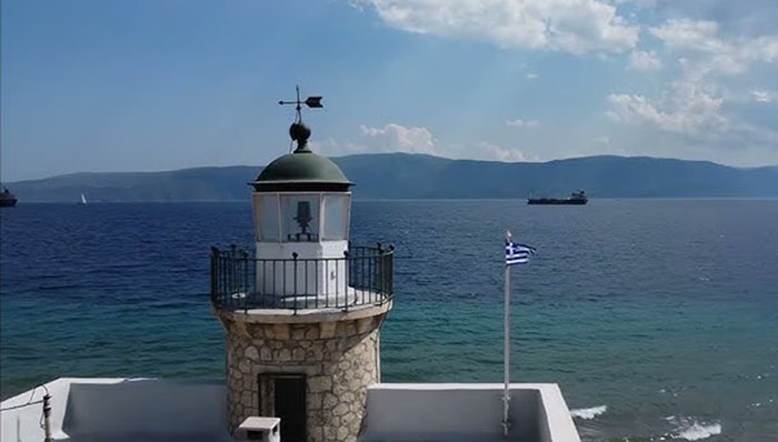 Φάρος Σουσακίου: Το πέτρινο «σημάδι» του Ισθμού που αντιστέκεται στον χρόνο