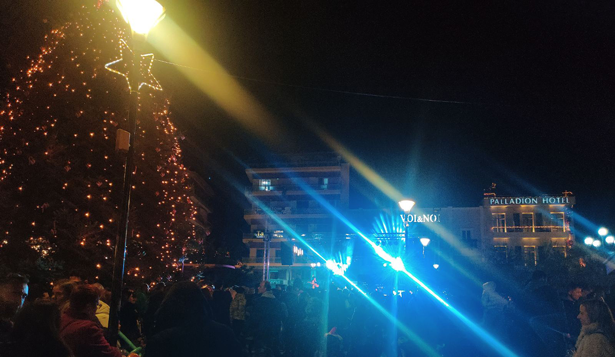 Λαμπερή έναρξη των Χριστουγεννιάτικων εκδηλώσεων στο Άργος