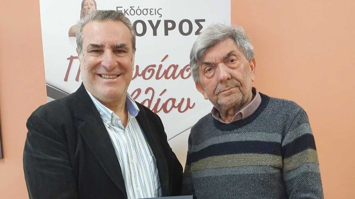 Γιάννης Γαλανόπουλος: 40 χρόνια «Με την πένα και το μικρόφωνο» σε ένα βιβλίο – ντοκουμέντο