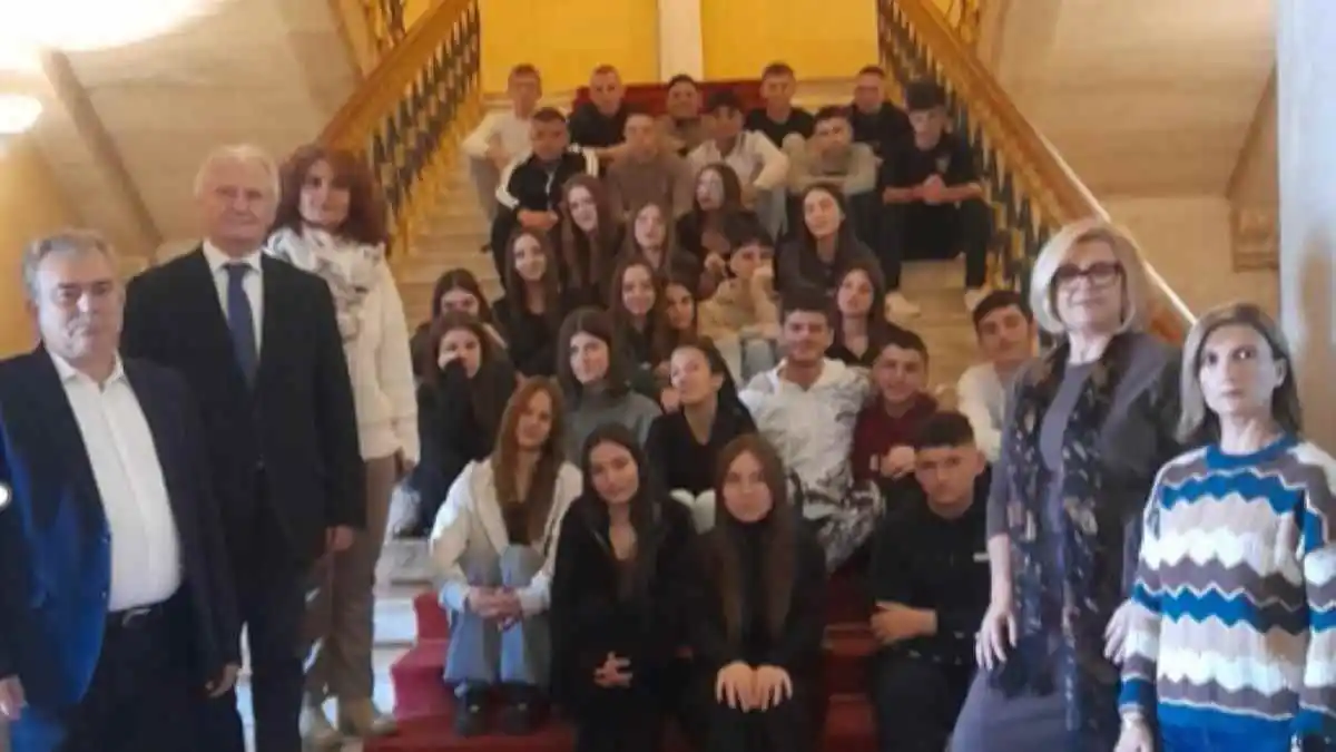 Από τη Νέα Κίο στο «Ναό» της Δημοκρατίας