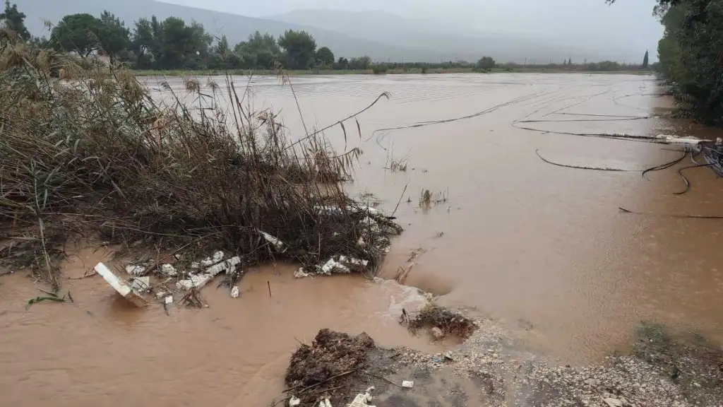 Πλημμύρες στα Ίρια