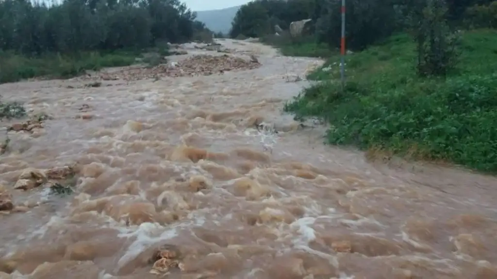 Πλημμύρες στα Ίρια