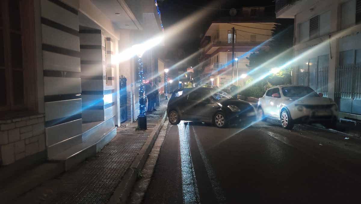 Άργος: Κλειστή η Γούναρη μετά από τροχαίο