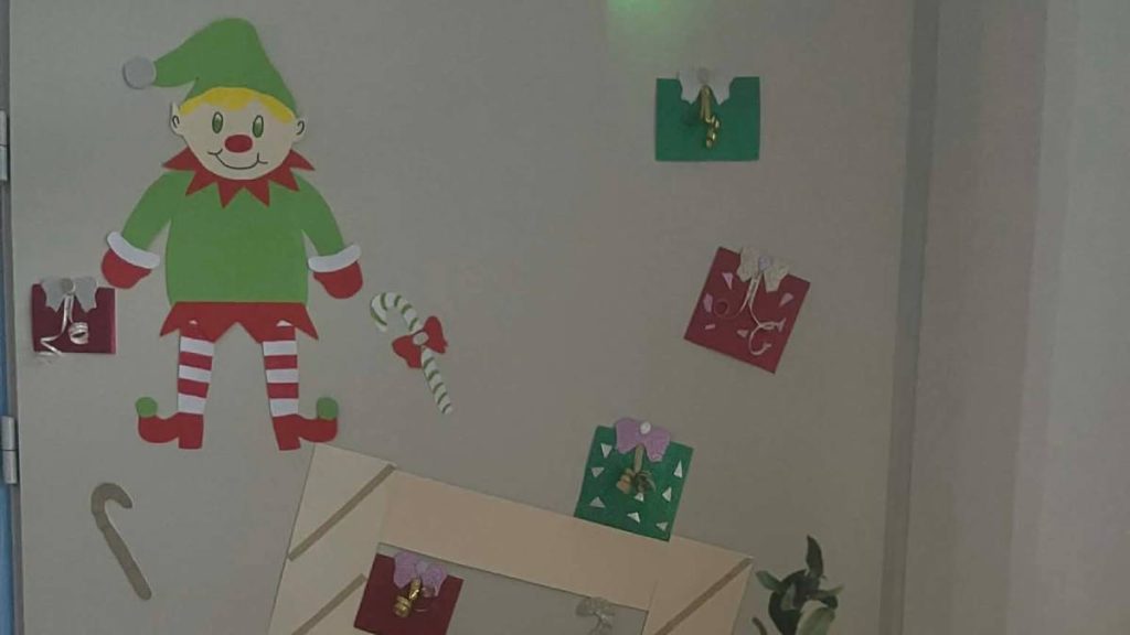 χριστουγεννιάτικη εκδήλωση του Νηπιαγωγείου και Δημοτικού Σχολείου Νεοχωρίου