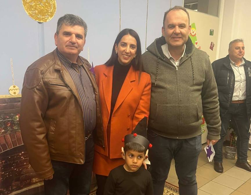 χριστουγεννιάτικη εκδήλωση του Νηπιαγωγείου και Δημοτικού Σχολείου Νεοχωρίου