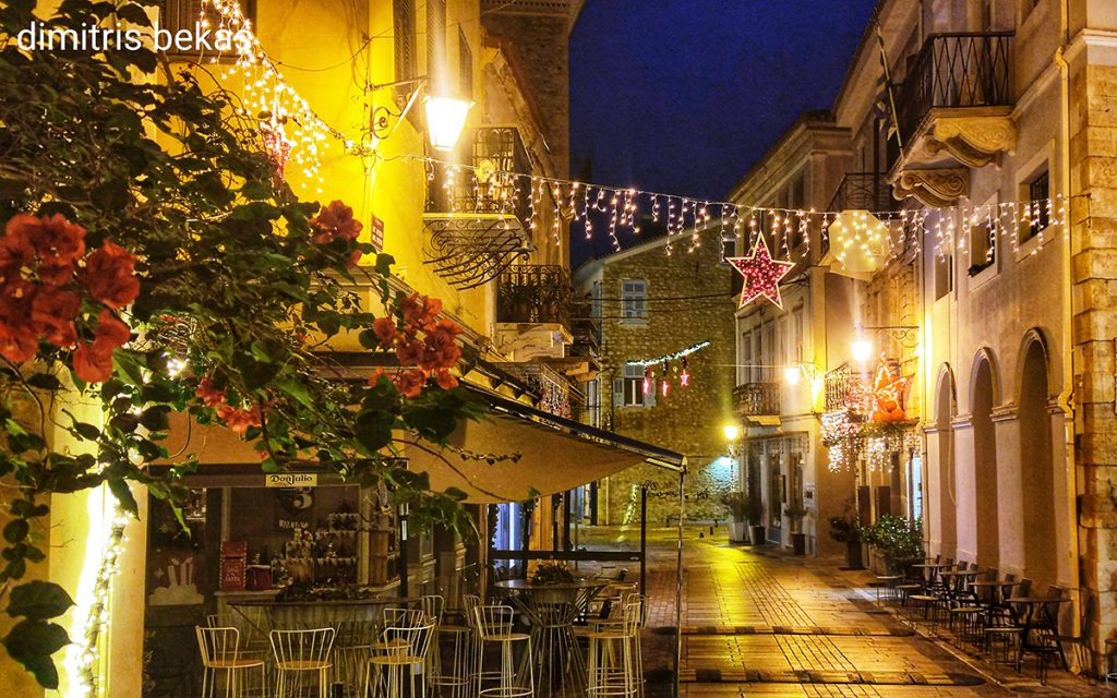 Χριστουγεννιάτικος στολισμός στο Ναύπλιο 2025