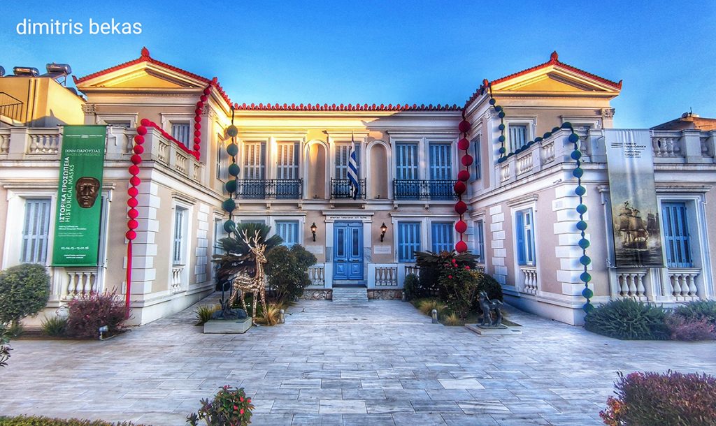 Χριστουγεννιάτικος στολισμός στο Ναύπλιο 2025