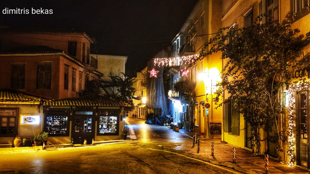 Χριστουγεννιάτικος στολισμός στο Ναύπλιο 2025