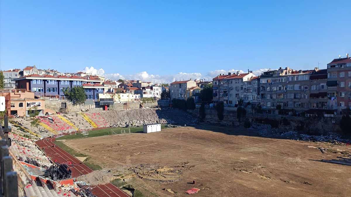 «Βάναυσες Επεμβάσεις» στη δεξαμενή του Αετίου στην Κωνσταντινούπολη