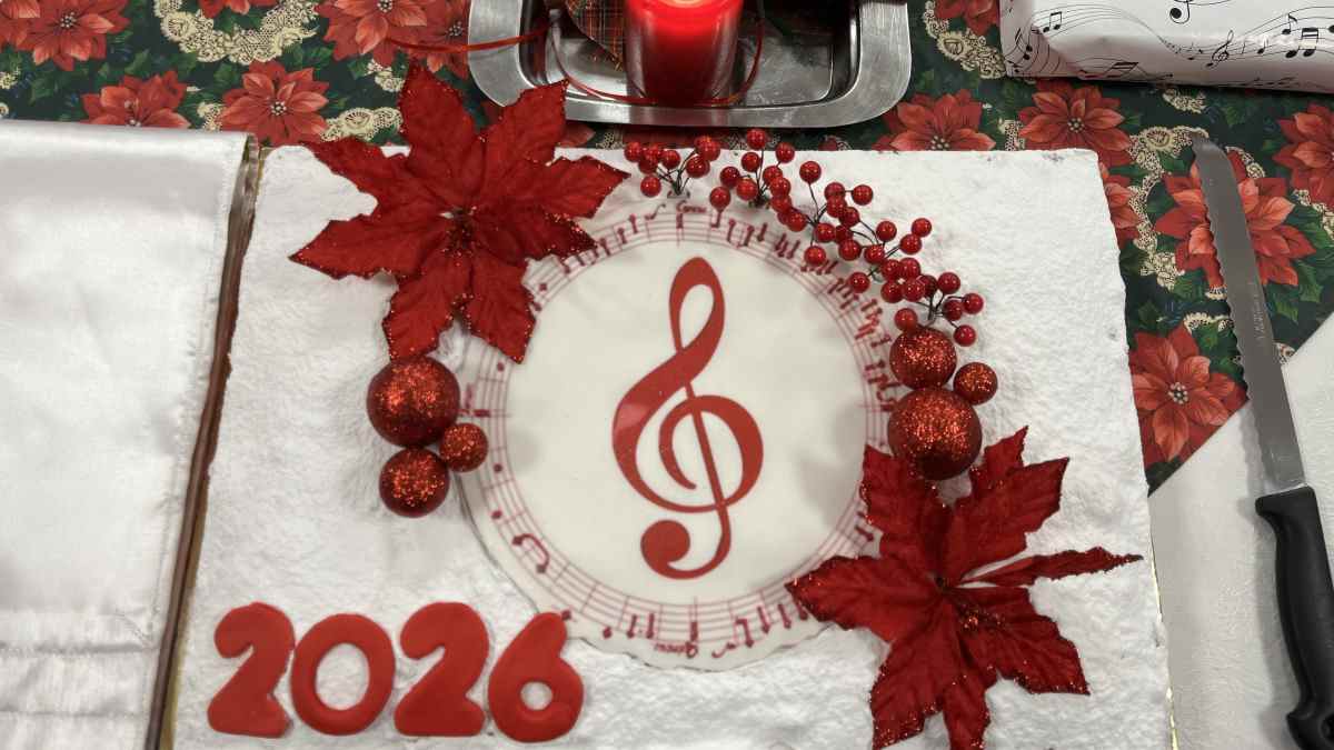 Η δημοτική χορωδία Επιδάυρου έκοψε την πίτα της