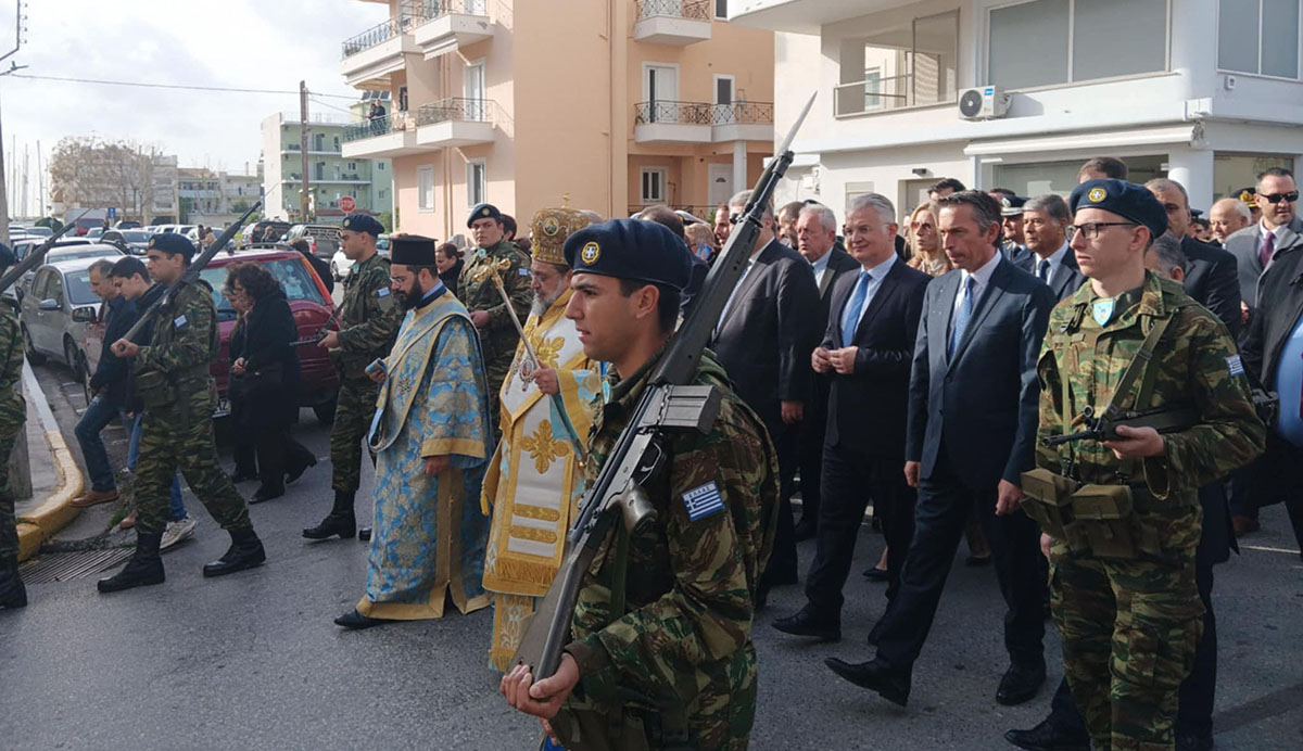Τα Θεοφάνεια στην Καλαμάτα και το μήνυμα Πτωχού