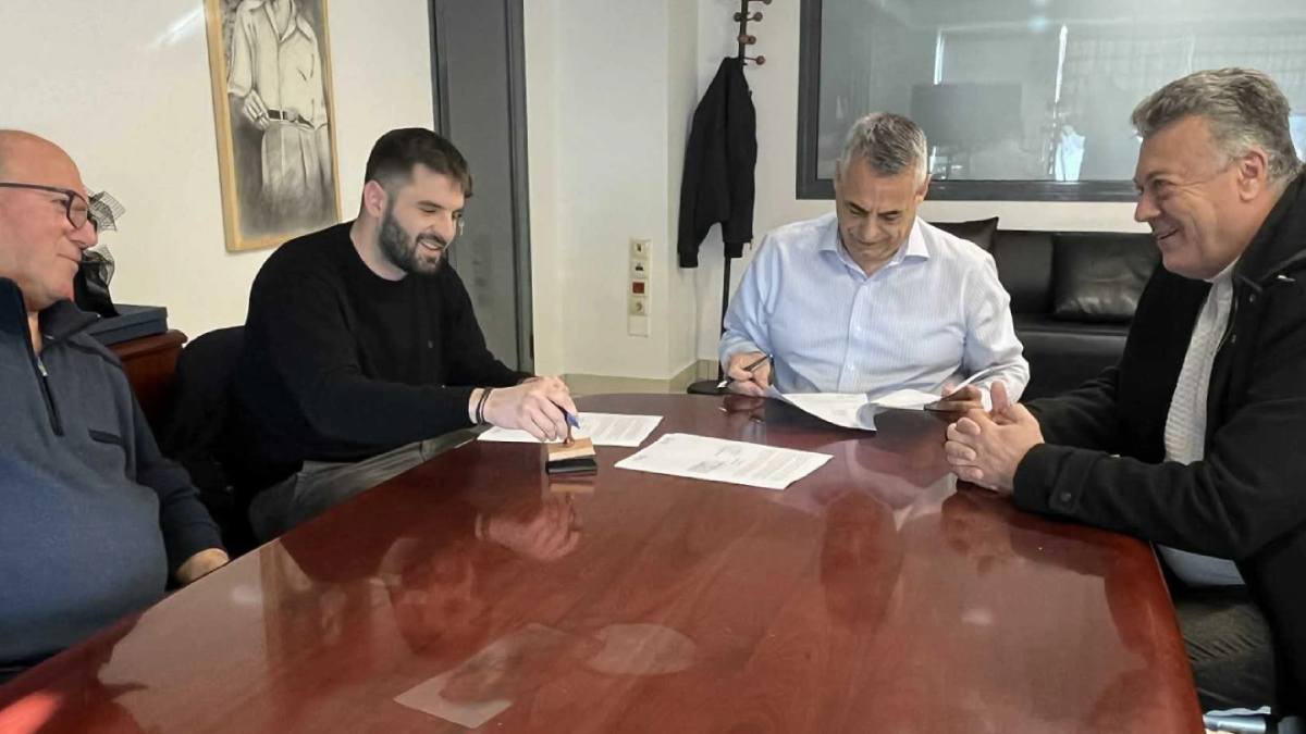 Τρίπολη: Υπογραφή σύμβασης για σύγχρονο φωτισμό στο γήπεδο της Νεστάνης